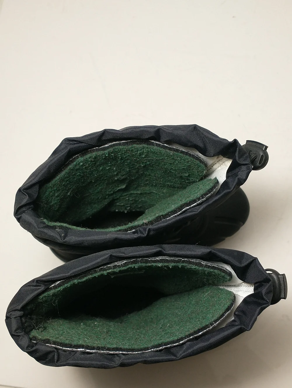 Sorel Flurry Winter Boot, Waterproof/ Warm, Size 2, Black, Removable Felt Liners
